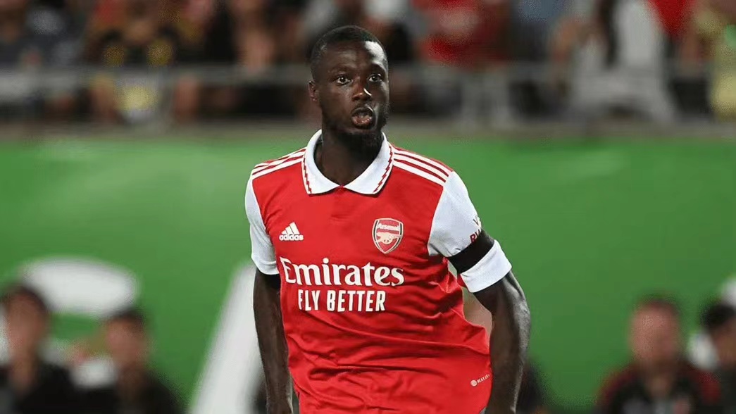 Nicolas Pepe fait ses adieux à Arsenal, à la recherche d'un nouveau monde du football